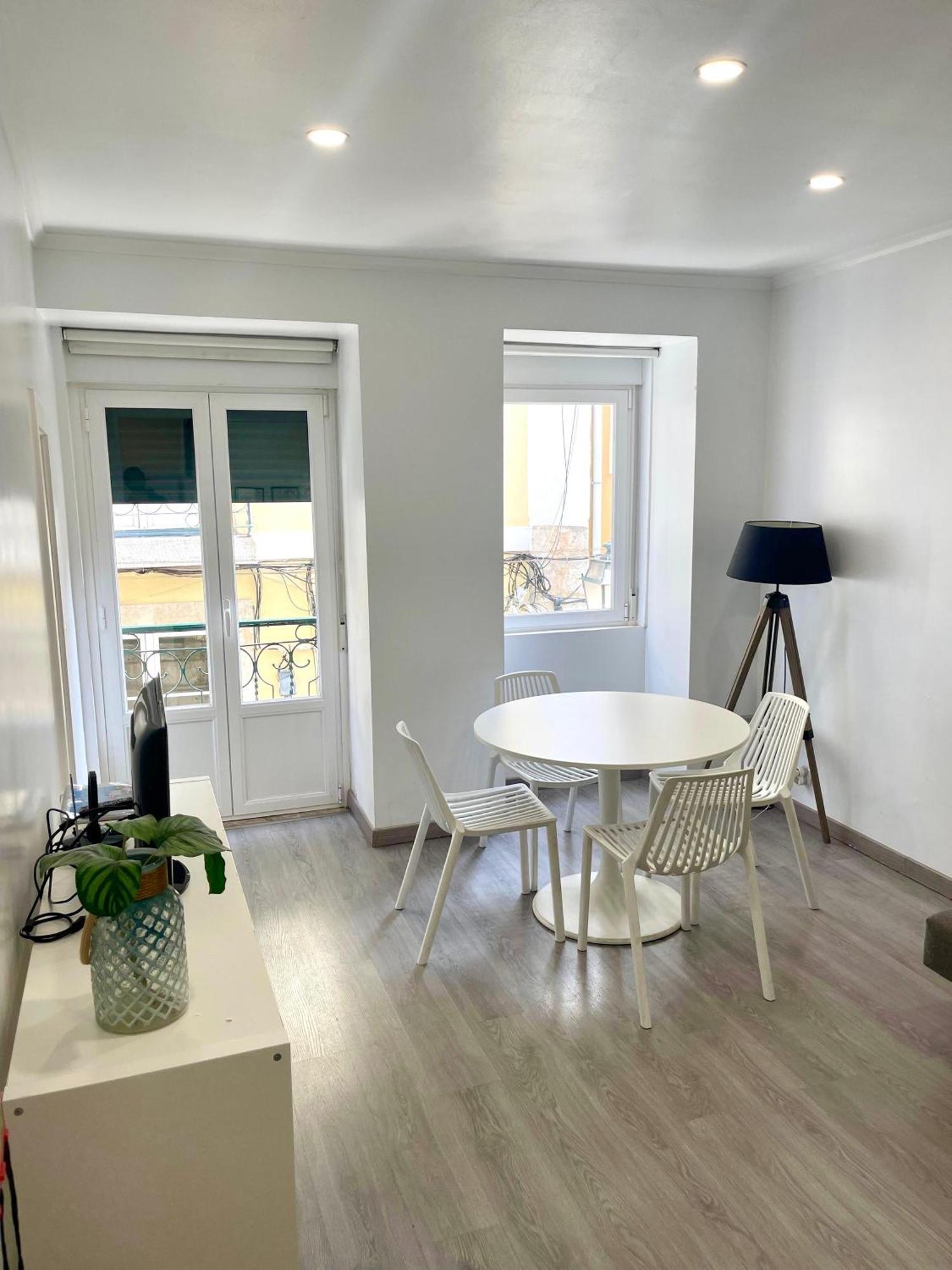 New Luxury Apartment - Lisbon Center ภายนอก รูปภาพ