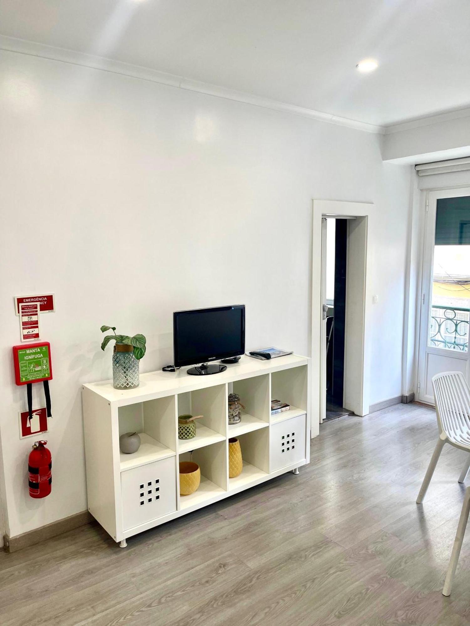 New Luxury Apartment - Lisbon Center ภายนอก รูปภาพ