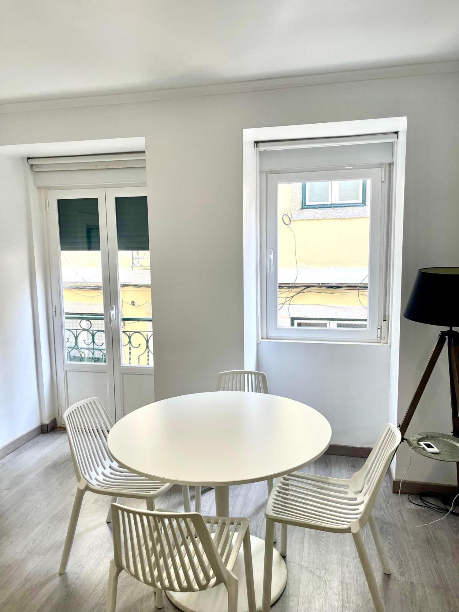 New Luxury Apartment - Lisbon Center ภายนอก รูปภาพ